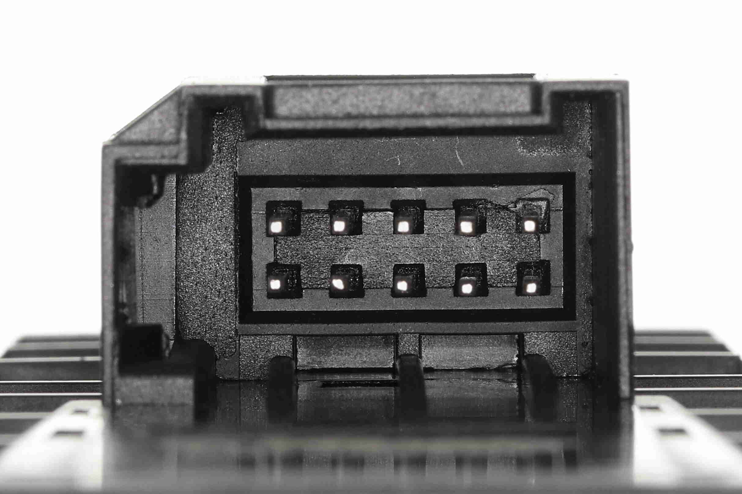 Picture of Switch -  window regulator - VEMO - V10-73-0322