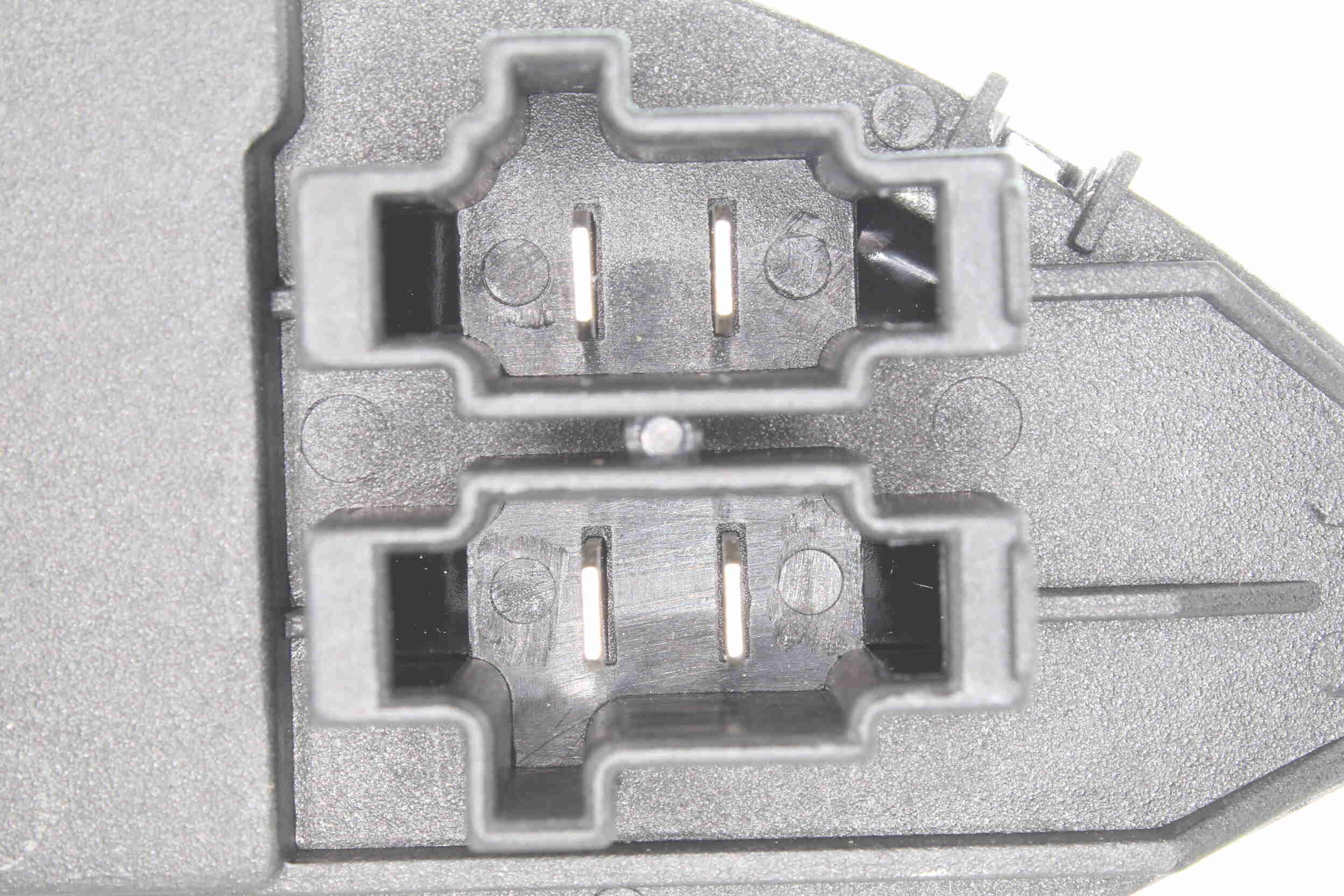 Picture of VEMO - V22-79-0007 - Regulator, passenger compartment fan (Heating/Ventilation)