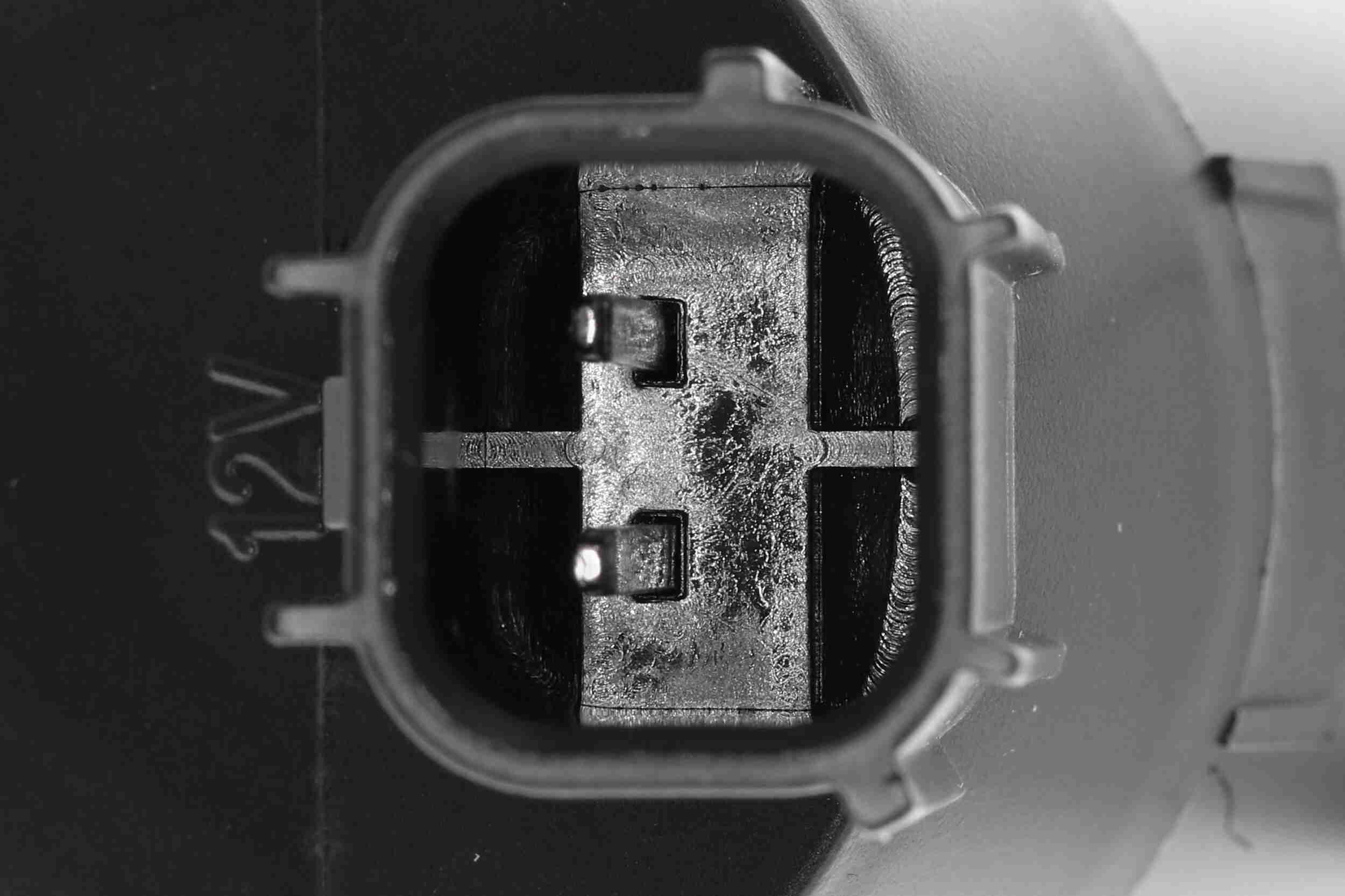 Picture of Washer Fluid Pump -  window cleaning - VEMO - V25-08-0018